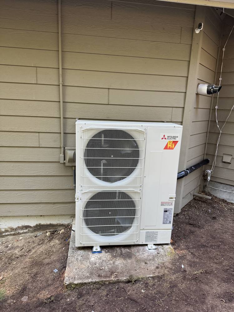 Mitsubishi Electric heat pump outdoor unit installed in Woodinville